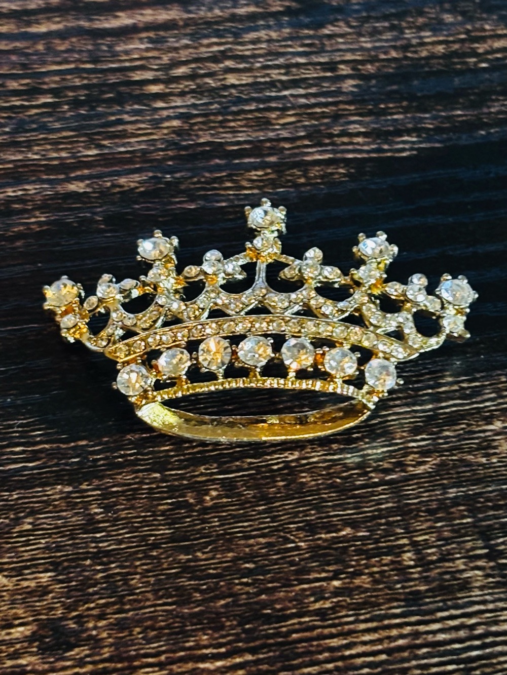 Gold Tone Crystal Rhinestone Crown Brooch‎